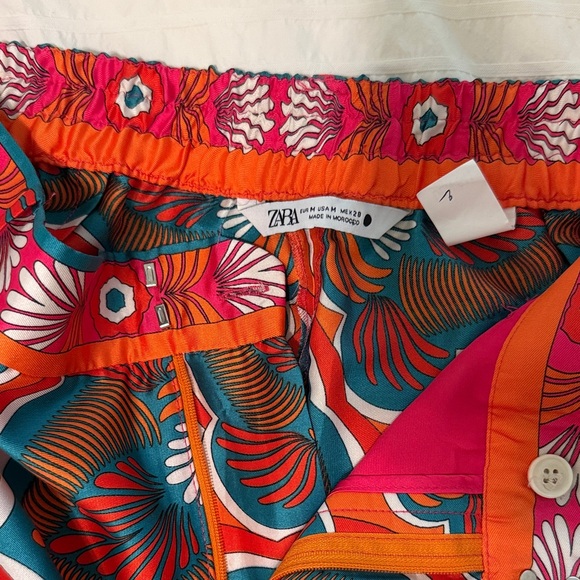 Zara Satin Retro Multicolor Patterned Pants - Picture 3 of 5